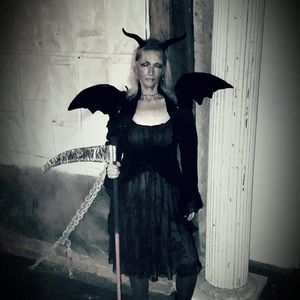 Meet your Posher, Christabell